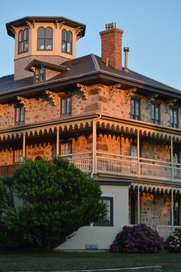 Stone House Inn Little Compton Екстериор снимка